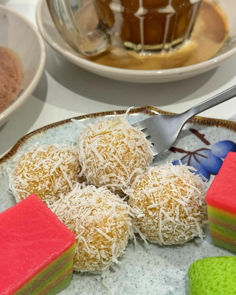 kuih ondeh-ondeh